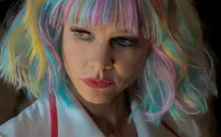 Hermosa Venganza, con Carey Mulligan, una de las películas que se van de Netflix en marzo de 2024.