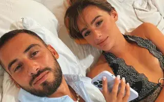 Flor Jazmín Peña y Nico Occhiato durante sus vacaciones 2024.
