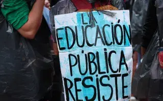 Jornada de paro y protesta a marcha a Plaza Pizzurno en reclamo por el desfinanciamiento educativo del gobierno de Javier Milei.