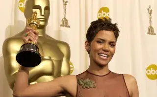 Halle Berry celebrando su Oscar a Mejor Actriz, en 2015.