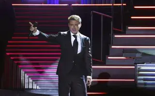 Luis Miguel suspendió su show en Córdoba: los motivos y qué pasa con las entradas Luis Miguel durante su gira 2024.