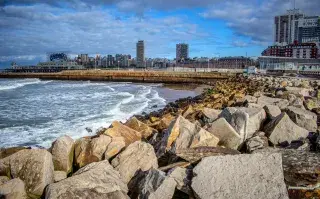 La ciudad de Mar del Plata se prepara para un último feriado en este 2024
