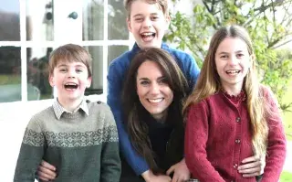La foto de Kate junto a sus tres hijos con motivo de la celebración del Día de la Madre.