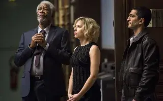 Netflix: última oportunidad de ver esta icónica película de Scarlett Johansson y Morgan Freeman Scarlett Johansson y Morgan Freeman trabajaron juntos en una película en 2014.