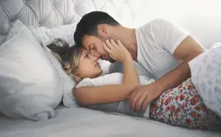 Para sostener un vínculo de amistad con sexo es fundamental que exista intimidad, confianza y tensión sexual.