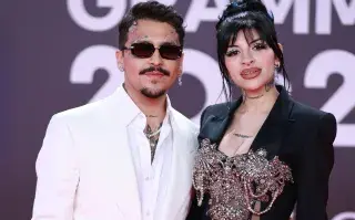 Cazzu anunció su separación de Christian Nodal a ocho meses de ser padres: "Todo sana" Christian Nodal y Cazzu en los Latin GRAMMY 2023.