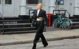 Gigi Hadid: 6 looks de street style con los que impuso tendencia Una de las modelos más conocidas en todo el mundo, Gigi Hadid impone tendencia con sus looks de street style.