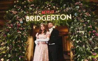 Nicolás Occhiato y Flor Jamín Peña y su falsa boda en el Teatro Colón.