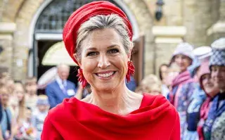 Máxima Zorreguieta impuso tendencia con un vestido de mangas acampanadas