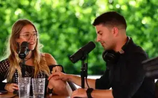 La conductora Nati Jota y el periodista Gastón Edul se reencontraron en Miami, durante el streaming de Olga. Todo lo que pasó a continuación.La conductora Nati Jota y el periodista Gastón Edul se reencontraron en Miami, durante el streaming de Olga. Todo lo que pasó a continuación.