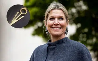Máxima Zorreguieta deslumbró en París con un exclusivo collar que incluyó un guiño a Argentina El collar de Máxima Zorreguieta con guiño a Argentina.