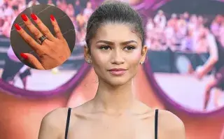 Zendaya muestra sus uñas color rojo