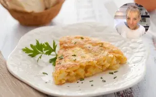 Tortilla de papas: la receta de Jimena Monteverde en la mesaza de Mirtha La tortilla de papas fue la protagonista de la mesaza de Mirtha Legrand