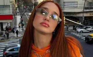El sorprendente cambio de look de Ángela Torres, luciendo un color tendencia del verano La artista utilizó sus redes sociales para compartir con sus seguidores el nuevo estilo que eligió para lucir en Buenos Aires