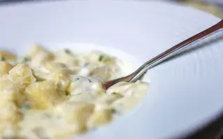 Ñoquis del 29: una receta de ñoquis de provoleta noquis.jpg