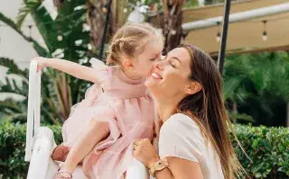 Pampita celebrando el cumpleaños de su hija Ana.