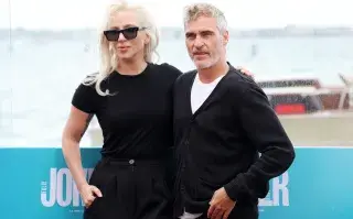 Foto de Lady Gaga y Joaquin Phoenix en el Festival de Venecia 2024.