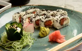 sushi-1.jpeg