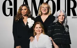 Maggie Baird, Donna Kelce, Tina Knowles, y Mandy Teefey en Glamour