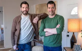 Drew y Jonathan Scott, conocidos mundialmente como los Property Brothers