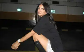 Zaira Nara luciendo las Thong boots