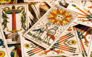 Este es el consejo del tarot para arrancar bien la semana del 25 de noviembre Cartas de tarot
