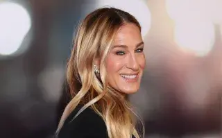 Sarah Jessica Parker deslumbró en Hollywood con un look digno de leyenda al recibir su Golden Globe honorífico Sarah Jessica Parker en el Festival de Turín.