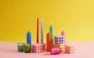 Velas de distintos colores