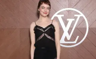 Emma Stone fue una de las celebrities que dijo presente en el desfile de Louis Vuitton