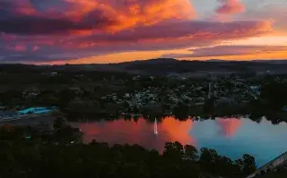 Tandil es una ciudad cercana a las Sierras de Tandil en el centro de Argentina.Tandil es una ciudad cercana a las Sierras de Tandil en el centro de Argentina.