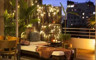 Balcón: ideas simples para iluminarlo bien y sin gastar de más