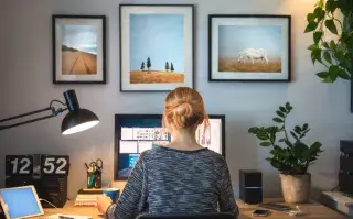 "El trabajo deja de ser prioridad", así se verá el ámbito laboral en el futuro en Argentina según un estudio Antes de 2020, el 74% de los argentinos trabajaba de forma presencial.