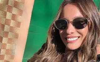 Pampita brilló con un look total black con bordado dorado de su colección: ¿cuánto cuesta cada prenda? Pampita Ardohain apostó por un look total black con chaqueta de cuero y botas bordadas