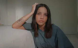 Emilia estrenó Perfectas: este es el significado de su canción más honesta.