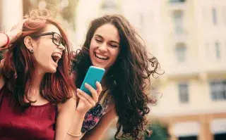 La amistad se celebra en plural: 4 ideas diferentes para regalar (y regalarte) este Día del Amigo Un regalo sin paquetes: te proponemos regalar una membresía para disfrutar juntas.