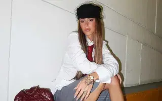 Tini Stoessel con look colegiala en la presentación de Quebranto en México