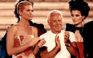 Giorgio Armani y su relación con la Argentina de los 90 Giorgio Armani y Valeria Mazza