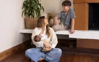 Jimena Barón y su primera producción de fotos con Momo y Arturo: "Crié a un hijo sola y ahora mi desafío es aprender a compartir" Jimena Baron y sus hijos