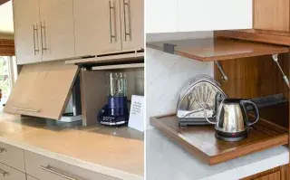 Foto de estantes de cocina ocultos.