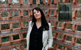 Paula Tomassoni, autora de "Indeleble", una novela que aborda el duelo, la reinvención y la fuerza femenina frente a la crisis.