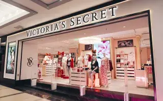 Después de años de expectativa, Victoria’s Secret abrió oficialmente su primera tienda insignia en la Argentina.