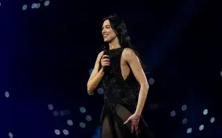 Dua lipa dando un concierto en Buenos Aires