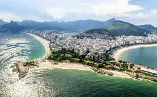 Ni Río de Janeiro ni Florianópolis: la playa de moda para jóvenes argentinos en Brasil