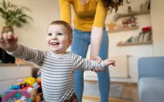 La estimulación en los bebés: por qué menos es más en su desarrollo La estimulación en los bebés: por qué menos es más en su desarrollo