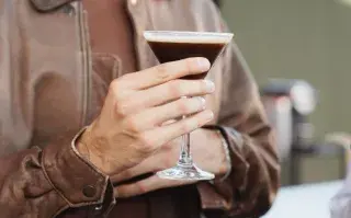 Cócteles con café: la tendencia que lleva esta bebida de la taza a la barra Cócteles con café: la tendencia que lleva esta bebida de la taza a la barra