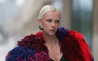 Más allá de las tendencias puntuales, el invierno 2026 propone una moda adaptable, donde cada prenda puede reinterpretarse según el estilo personal.