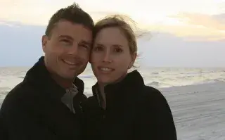 Carroll Weisman fue homenajeada con el nombre de un cráter lunar.