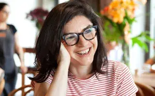 Feria del Libro 2026: 5 libros recomendados por la escritora Julia Coria para ir a buscar Julia coria
