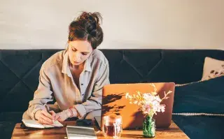 Entrenar la mente en la perimenopausia: cómo mejorar memoria, foco y claridad mental