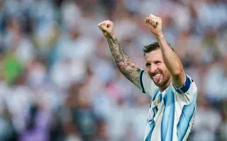 messi celebra en el primer partido de la selección